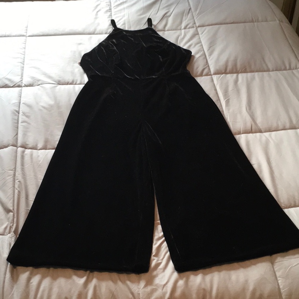 Forever 21 Velveteen Cami Wide Leg Capri Jumpsuit.